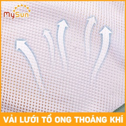 địu em bé trẻ tư thế nằm ngang cho bé sơ sinh